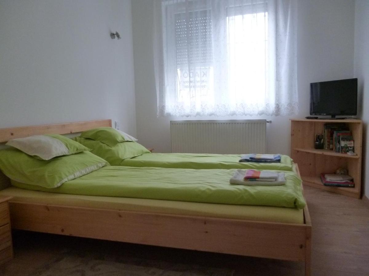 Keresztmama Haza Apartment Hajduszoboszlo Exterior photo